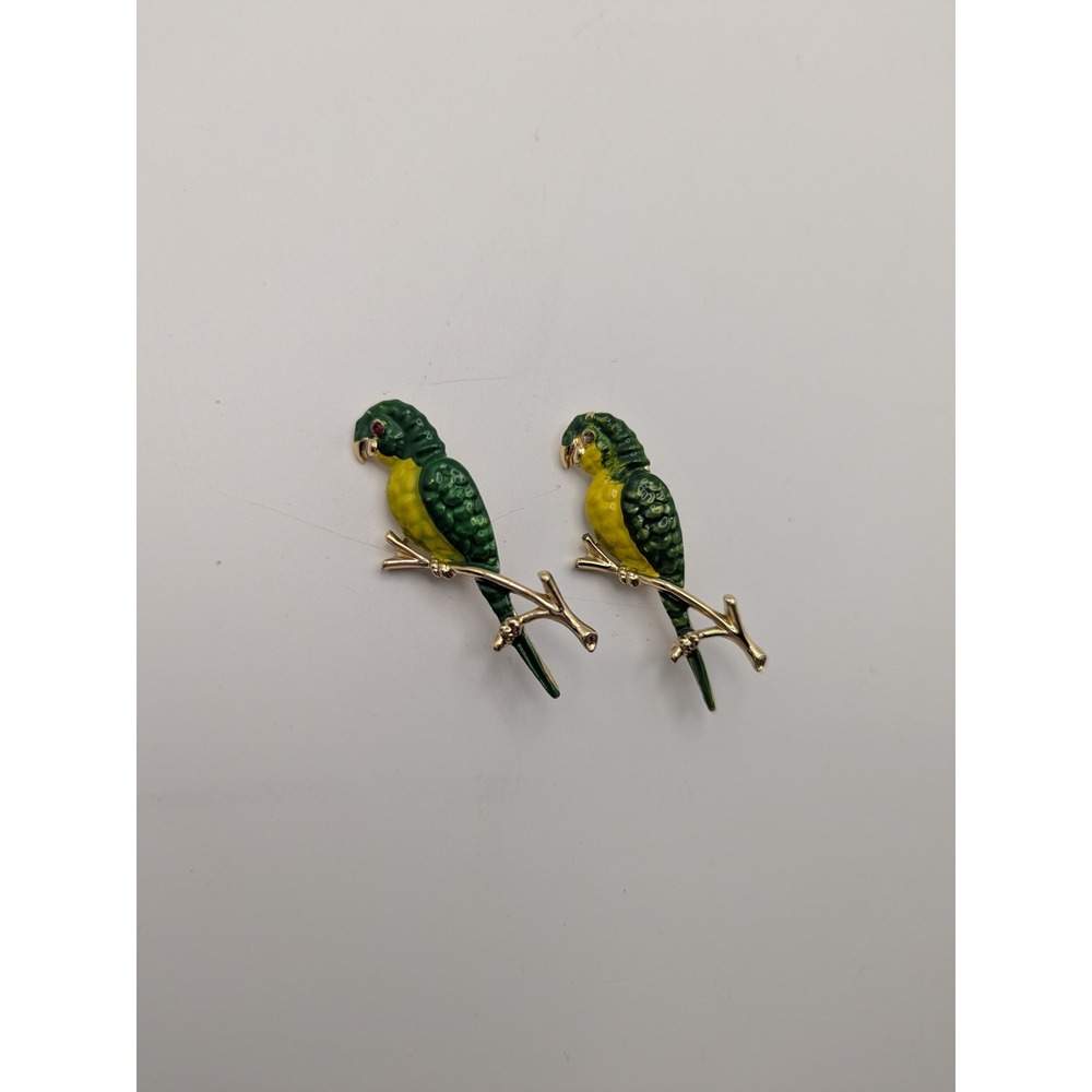 2 Vintage Enamel Parrot Green Yellow‎ Brooch Gold Tone Birds Perched